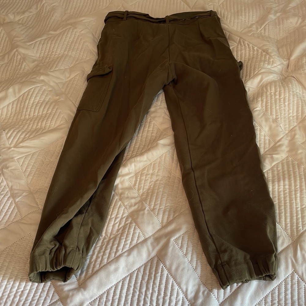 Capris - Picture 2 of 3